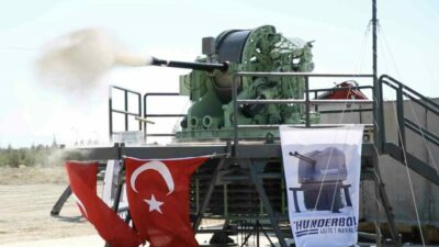 Türkiye’nin yerli ve milli çift namlulu deniz topu Thunderbolt 40/70