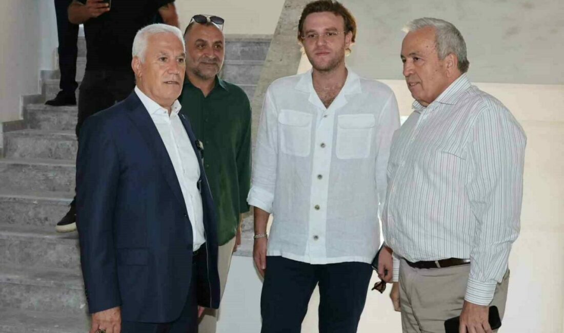 23 Nisan Mahallesi’ndeki okul inşaatında sona gelindi Nilüfer Belediye Başkanı Şadi Özdemir ve Bursa Büyükşehir Belediye Başkanı