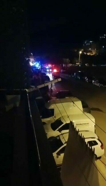 Asker eğlencesinde kavga Bursa’nın Osmangazi ilçesi Demirtaş Mahallesi’nde asker eğlencesinde kavga çıktı. Osmangazi