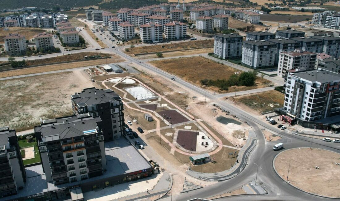 Bursa’nın yeni Özlücesi’nde geri sayım Balkan Mahallesi’ndeki park açılış için gün sayıyor… Nilüfer Belediye Başkanı