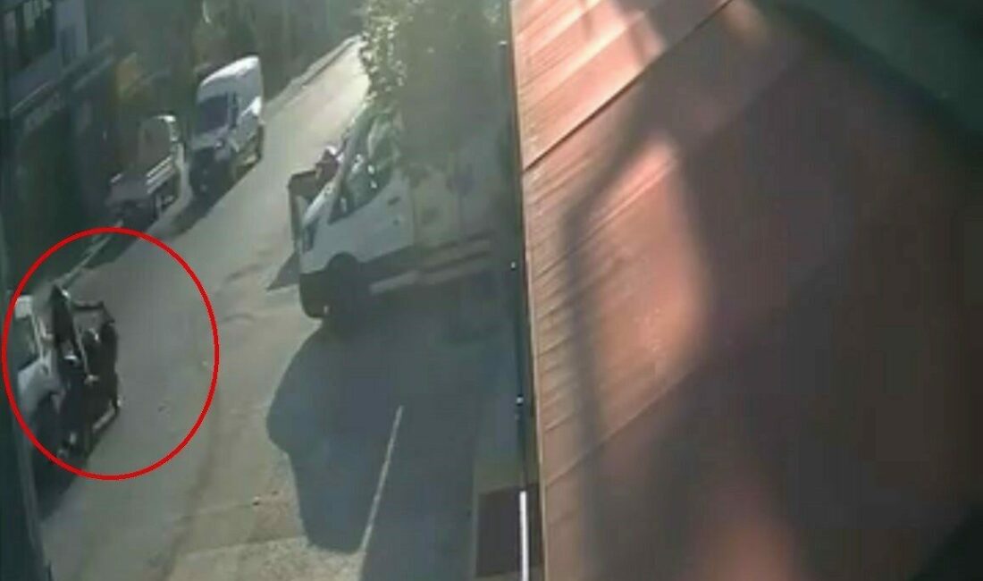 Bursa’da düğün öncesi feci kaza: Genç motosikletli hayatını kaybetti Bursa’da motosikletiyle seyir halinde olan sürücü, ani dönüş yapan otomobile