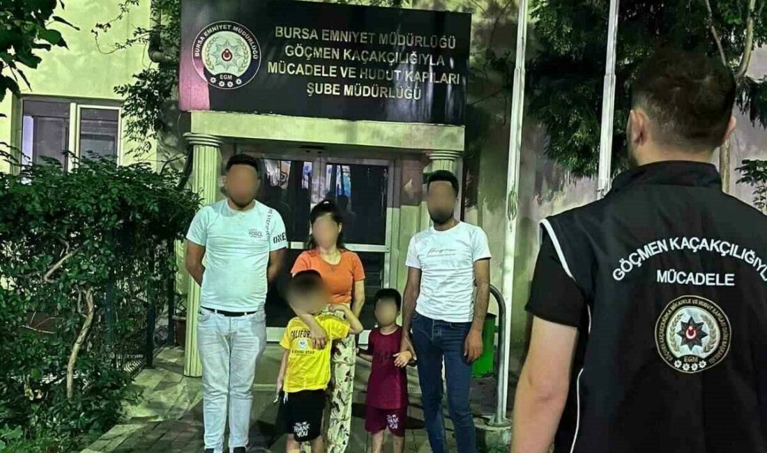 Bursa’da göçmen kaçakçılığı operasyonu: 1 organizatör yakalandı Bursa Emniyet Müdürlüğü Göçmen Kaçakçılığıyla Mücadele ve Hudut Kapıları Şube