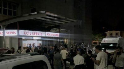 Bursa’nın Yıldırım ilçesinde bir kadın, eşi tarafından bıçaklanarak ağır yaralandı.