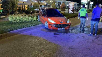 Bursa’nın İnegöl ilçesinde kontrolden çıkan otomobilin takla attığı kazada sürücü