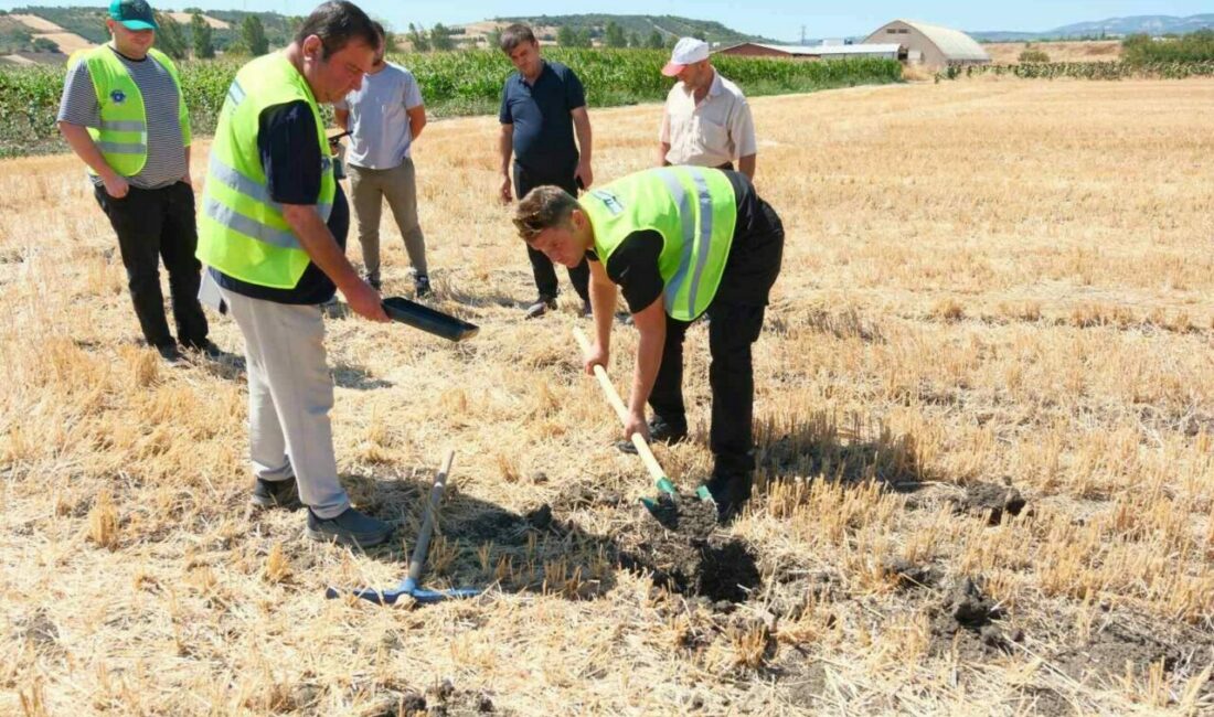 Bursa’nın ’Özel Tarım Ekibi’ toprak analizi için yol çıktı Bursa Büyükşehir Belediyesince oluşturulan “Özel Tarım Ekibi”, tarımsal üretimde verdiği destekler kapsamında