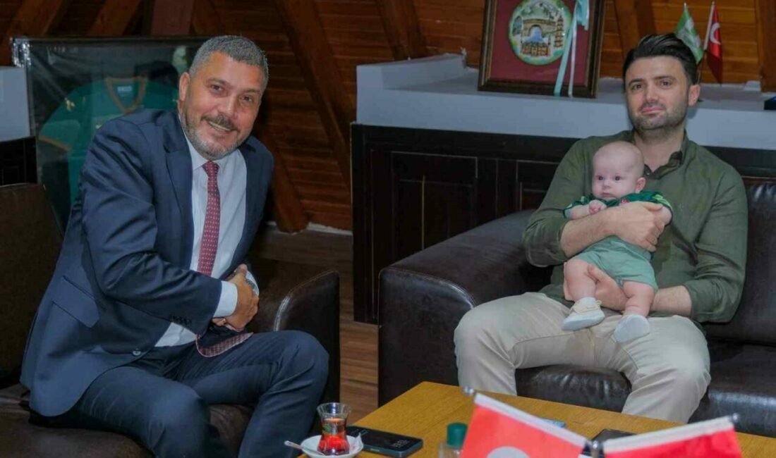 Bursaspor’dan Çağan Ata Taran için anlamlı destek Bursaspor, SMA Tip-1 hastası Çağan Ata Taran’ın tedavisine destek olmak