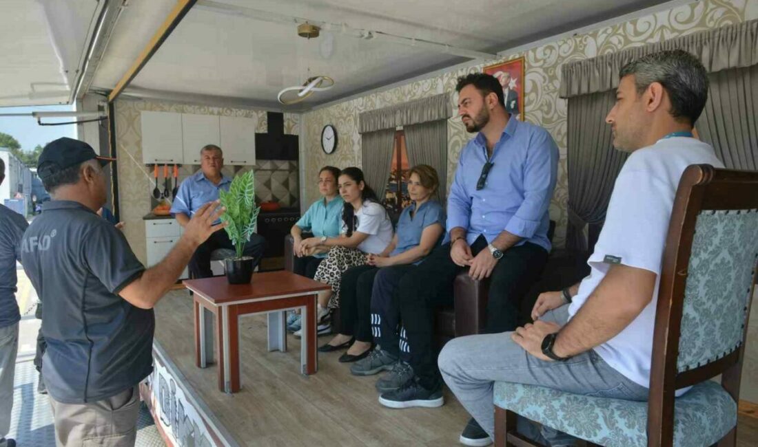 BUSKİ çalışanlarına deprem eğitimi Bursa Büyükşehir Belediyesi BUSKİ Genel Müdürlüğü çalışanları, AFAD Başkanlığı tarafından