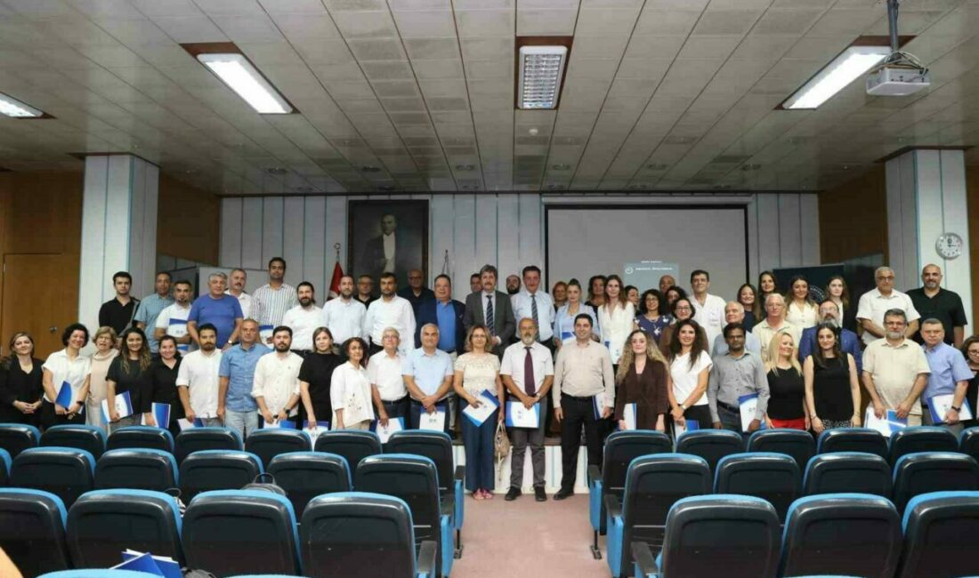 BUÜ’de başarılı akademisyenler ödüllendiriliyor Türkiye’deki 23 araştırma üniversitesi arasında yer alan Bursa Uludağ Üniversitesi