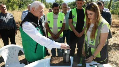 Bursa Büyükşehir Belediyesi, tarımsal üretimde verimliliği artırmak ve çiftçilerin bilimsel