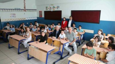 Bursa Büyükşehir Belediyesi’nin öğrencilerin eğitim ve öğretim hayatına katkıda bulunmak