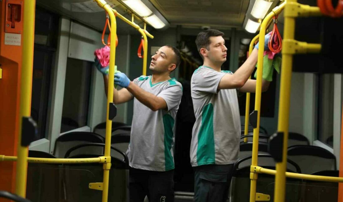 Büyükşehir’den ulaşımda hijyen seferberliği Bursa Büyükşehir Belediyesi, günde 800 bin fazla vatandaşın kullandığı toplu