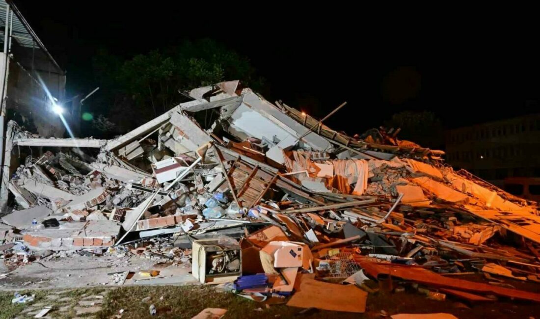 Deprem bölgesine Yıldırım’dan destek Yıldırım Belediyesi, Balıkesir’in Sındırgı ilçesinde meydana gelen ve çevre illeri