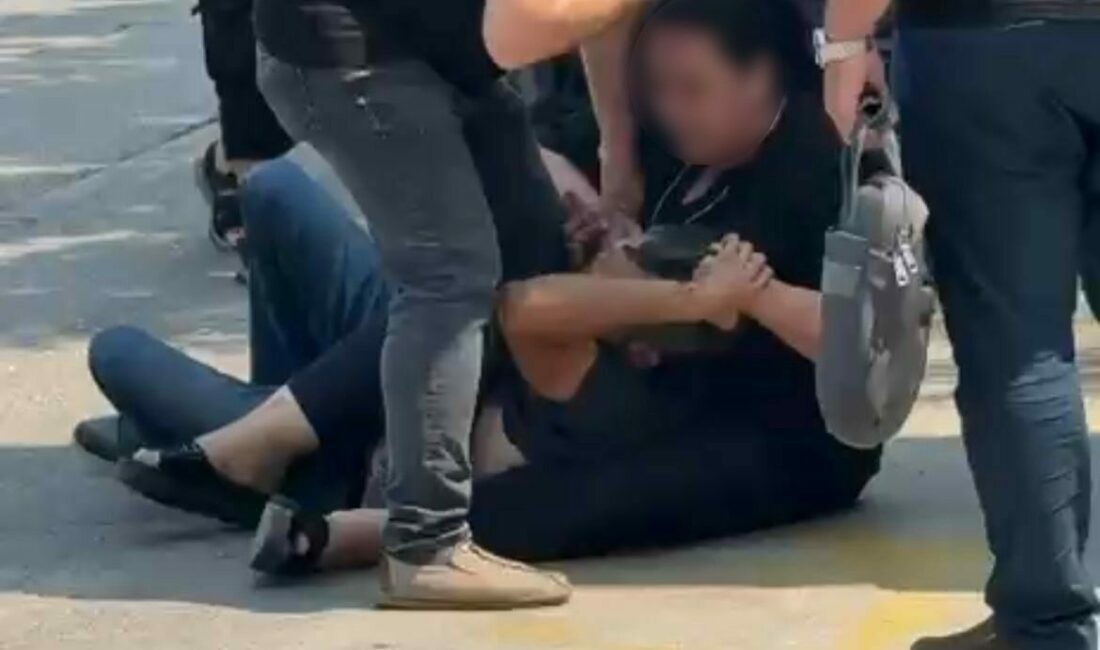 Eski eşinden kocasına meydan dayağı kamerada Bursa’nın Yıldırım ilçesinde eski eşiyle arasında problem olan bir kadın,