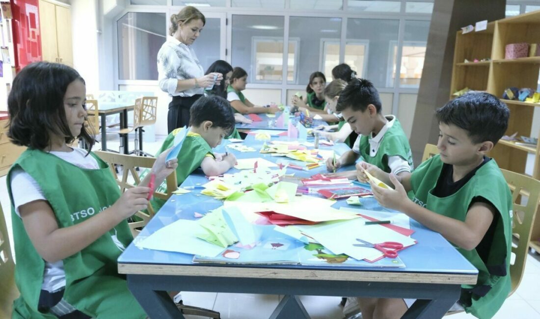 Geleceğin tasarımcıları BUTGEM yaz kurslarında yeteneklerini keşfetti Bursa Ticaret ve Sanayi Odası (BTSO) Eğitim Vakfı bünyesinde faaliyet
