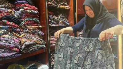 Bursa’nın Yıldırım ilçesindeki 700 yıllık Osmanlı köyü olan Cumalıkızık’a gelin