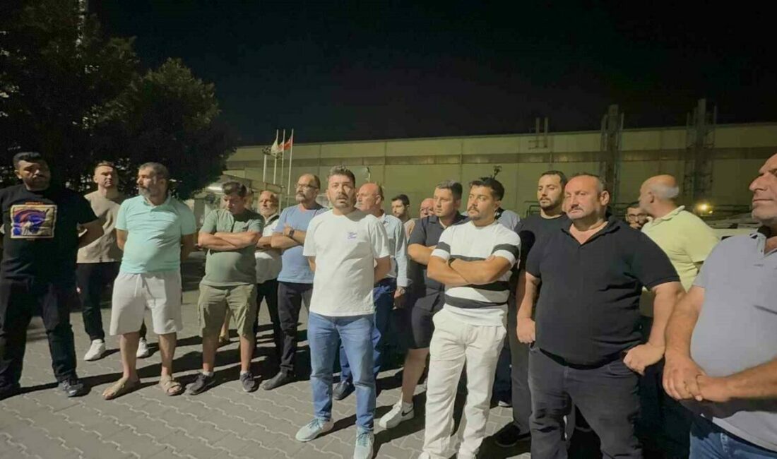 Gemlik’te liman sahasında iş durdu Liman İş Sendikası Gemlik Şube Başkanı Ahmet Göral ve sendika