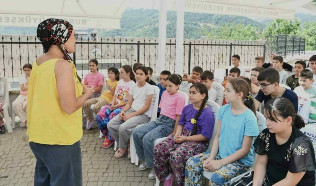 Gezici Kütüphane çocukları bilgiyle donatıyor Osmangazi’nin merkeze uzak kırsal mahallerindeki çocukları kitap ile buluşturan Gezici