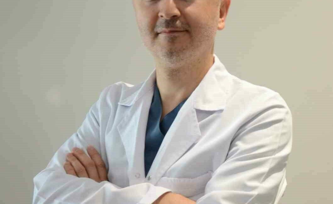 Güney gözlüğü seçimi hayati önem taşıyor Göz Hastalıkları Uzmanı Op. Dr. Metin Yıldız, yaz aylarında artan