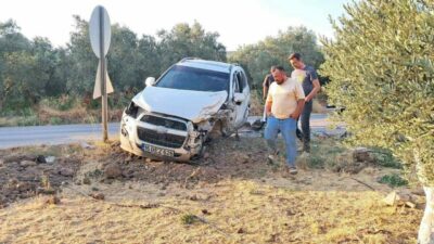 Bursa’nın İznik ilçesinde hatalı sollama yapan cip, karşı yönden gelen