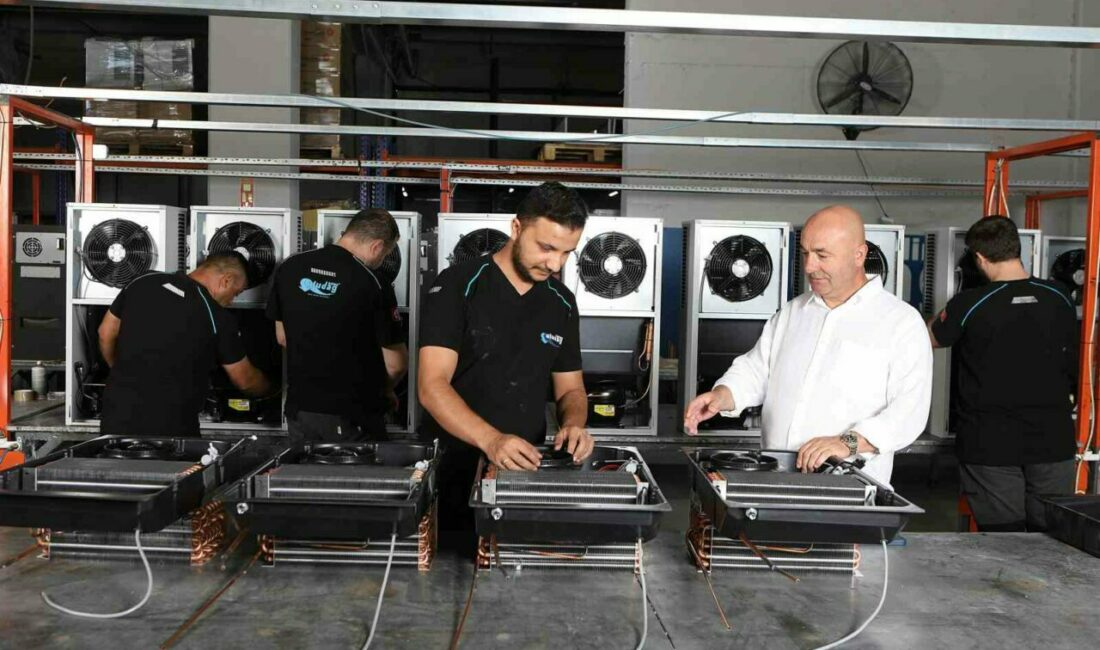 Hurdaya çıkan cihazlar ekonomiye kazandırılıyor Türkiye’nin endüstriyel soğutma alanındaki öncülerinden Bursalı girişimci Halil Sevük, sektörde