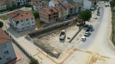 Bursa İnegöl Belediyesi, Ertuğrulgazi Mahallesinde atıl vaziyette bulunan boş alanda