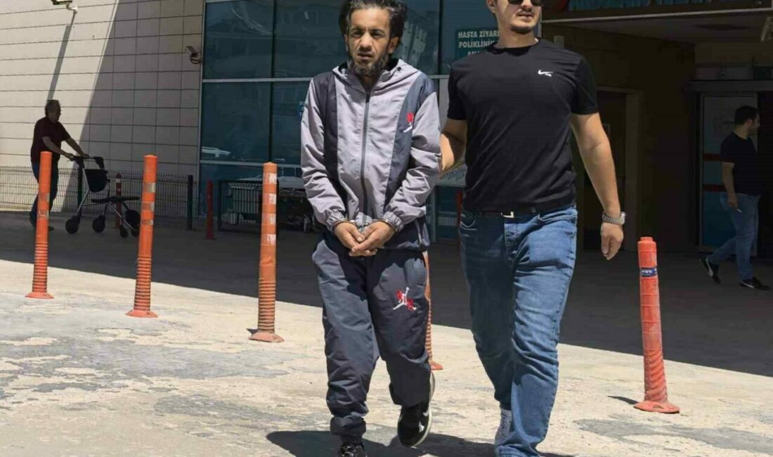 İnegöl’de narkotik operasyonu Bursa’nın İnegöl ilçesinde Narkotik Büro Amirliği ekipleri uyuşturucu tacirini kıskıvrak