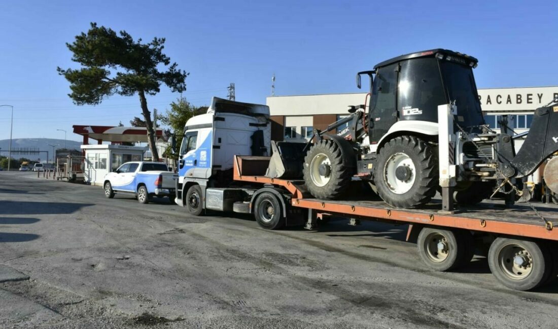 Karacabey Belediyesi’nden Çanakkale’ye destek Karacabey Belediyesi, Çanakkale’de çıkan orman yangınına müdahaleye destek amacıyla 4