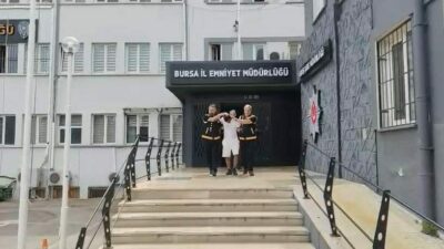 Bursa’da 3 çocuk annesi Sevgi Yandık’ı bıçaklayarak öldüren koca, emniyetteki