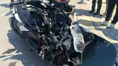 Bursa’da kırmızı ışık ihlali yapan motosiklet sürücüsü, seyir halindeki hafif