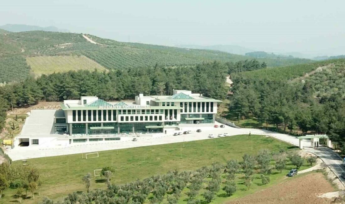 Mudanya Üniversitesi’nde “Tercih Tanıtım Günleri” devam ediyor Bursa’nın tek vakıf üniversitesi olan Mudanya Üniversitesi, üniversite tercih döneminde