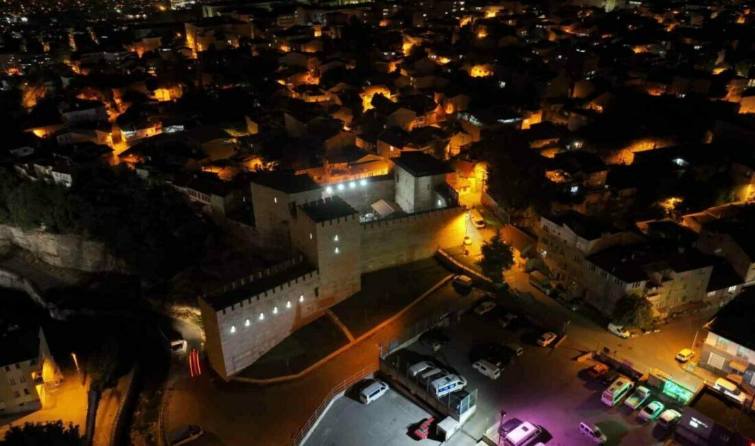 Bünyesindeki müzelerle kentin sahip olduğu tarihi ve kültürel zenginlikleri Bursalılarla