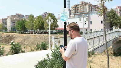 Nilüfer Belediyesi, vatandaşların kamuya açık alanlarda internet erişimini kolaylaştırmak amacıyla