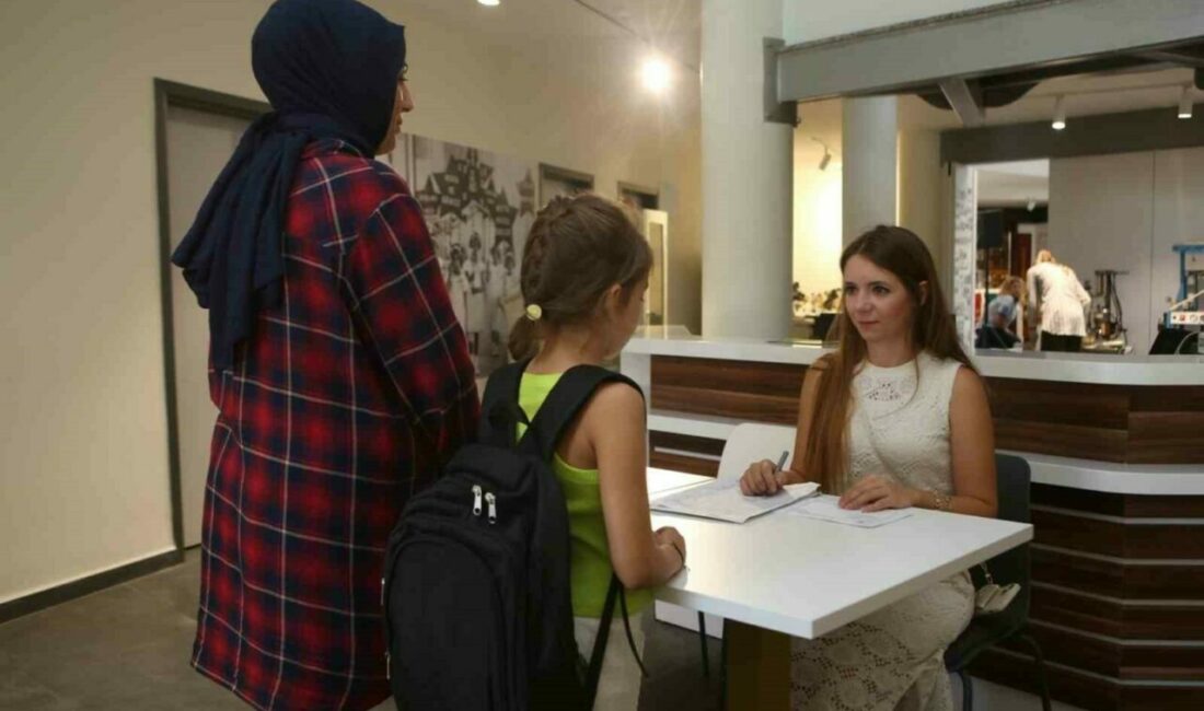 Nilüfer’de öğrencilere kırtasiye desteği Nilüfer Belediyesi, 2025-2026 eğitim öğretim yılı öncesinde ihtiyaç sahibi ailelerin