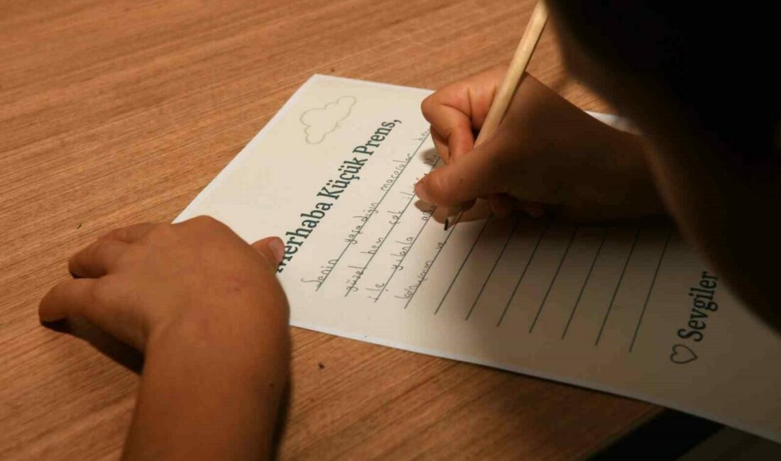 Osmangazi’de çocuklar mektup yazma alışkanlığı kazandı Osmangazi Belediyesi, çocuklara okuma ve yazma alışkanlığı kazandırmak için çeşitli