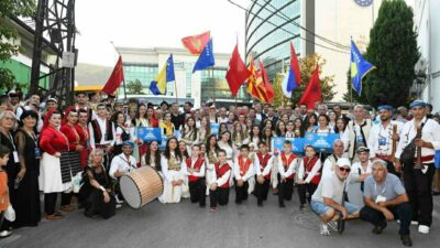 Balkan kültürünü Bursa sokaklarına taşıyan Uluslararası NAKEM Osmangazi Belediyesi Balkan