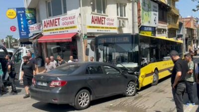 Bursa’nın Osmangazi ilçesinde, şehir içi yolcu otobüsü ile otomobilin çarpışması