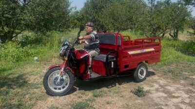 Mazot fiyatlarının artması nedeniyle maliyeti düşürmenin yollarını arayan çiftçiler, ulaşımda