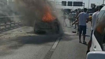 Bursa’nın Osmangazi ilçesinde seyir halindeki otomobil alev alev yandı. Diğer