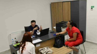 Bursa Büyükşehir Belediyesi, üniversiteye hazırlık sürecinde olduğu gibi tercih döneminde