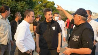 Bursa’nın Yenişehir ilçesi Marmaracık Mahallesinde çıkan yangında 100 hektarlık alan