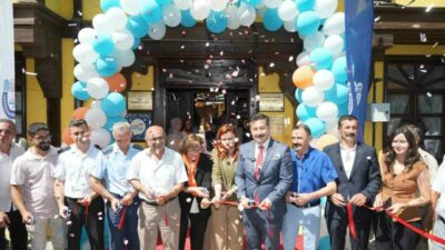 Yenişehir Belediyesi’nin mülkünde yer alan tarihi evlerden biri olan Sarı