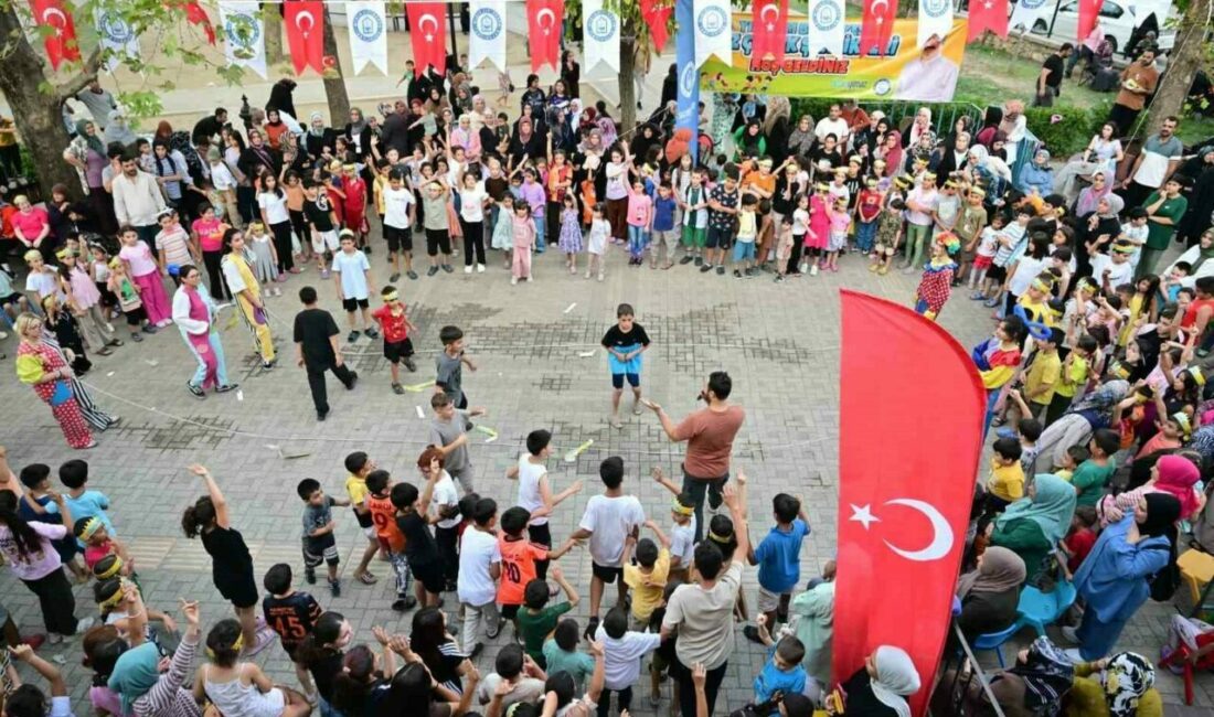 Yıldırım’da şenlik var Yıldırım Belediyesi düzenlediği Yaz Çocuk Şenlikleri ile Yıldırımlı çocukların unutulmaz