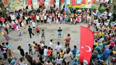 Yıldırım Belediyesi düzenlediği Yaz Çocuk Şenlikleri ile Yıldırımlı çocukların unutulmaz