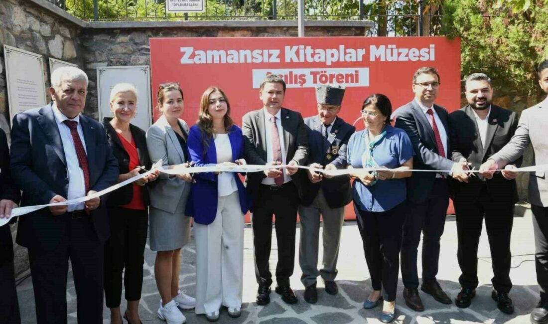 Osmangazi Belediyesi, 30 Ağustos Zafer Bayramı’nda açılışını yaptığı Zamansız Kitaplar