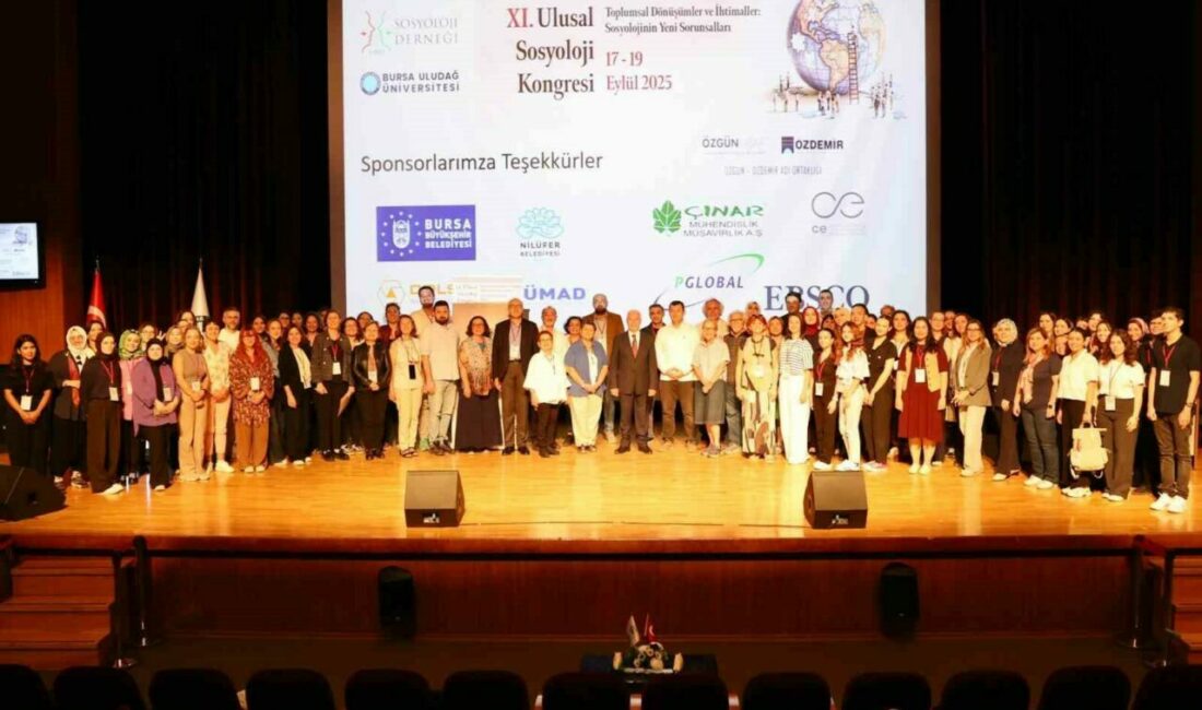 11. Ulusal Sosyoloji Kongresi Bursa’da yapıldı Bursa’da düzenlenen 11. Ulusal Sosyoloji Kongresi’nin kapanış programına katılan Başkan