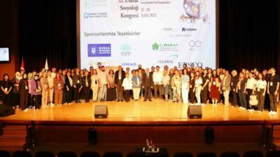 Bursa’da düzenlenen 11. Ulusal Sosyoloji Kongresi’nin kapanış programına katılan Başkan