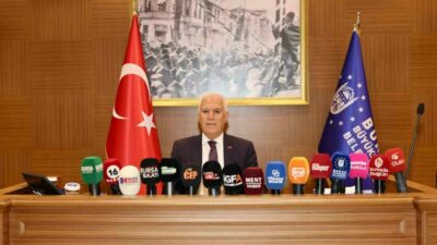 Bursa Büyükşehir Belediye Başkanı Mustafa Bozbey, Bursa’nın 103 yıl önce