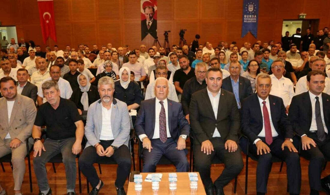 Başkan Bozbey’den alev savaşçılarına teşekkür Bursa Büyükşehir Belediye Başkanı Mustafa Bozbey, kentin farklı noktalarında meydana