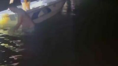 Bursa’da Karacabey ilçesi açıklarında balıkçı teknesi içerisindeki 3 kişiyle birlikte