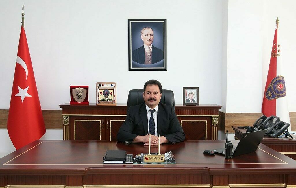 Bursa İl Emniyet Müdürlüğü’ne Kadir Gökçe atandı Resmi Gazete’de yayımlanan Cumhurbaşkanlığı Atama Kararı’na göre Hatay İl Emniyet